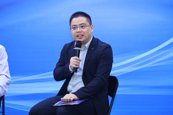 圖為西南政法大學(xué)財稅法研究中心副主任、副教授廖呈錢分享觀點。重慶市稅務(wù)局供圖