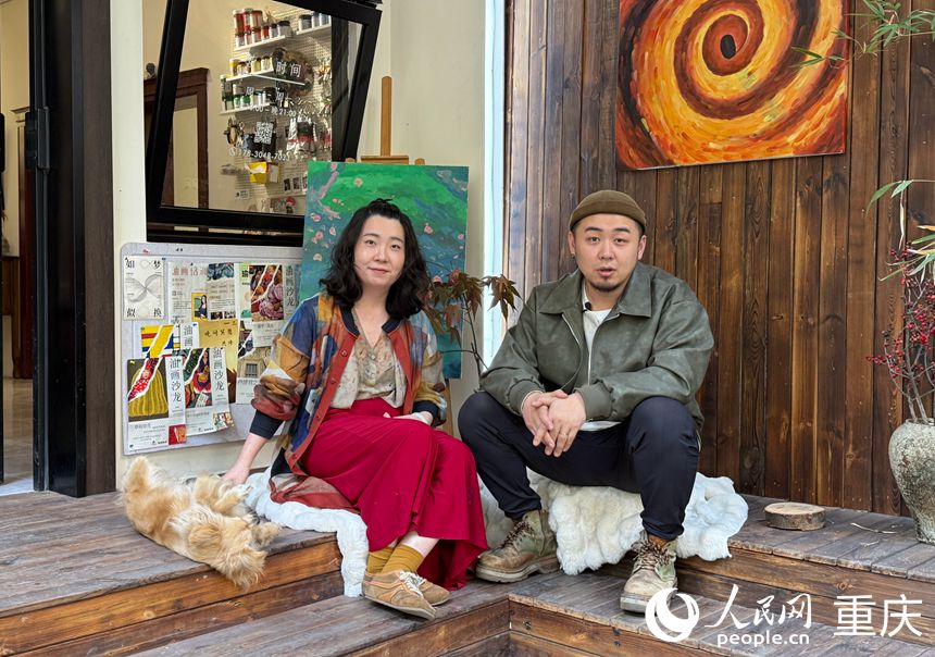 賈成俊嵐（左）和周正茂（右）。人民網(wǎng)記者 胡虹攝