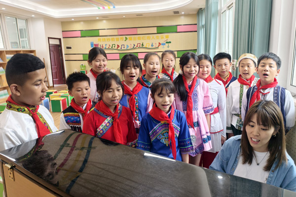 多元童聲的音樂課堂。雙福三小供圖