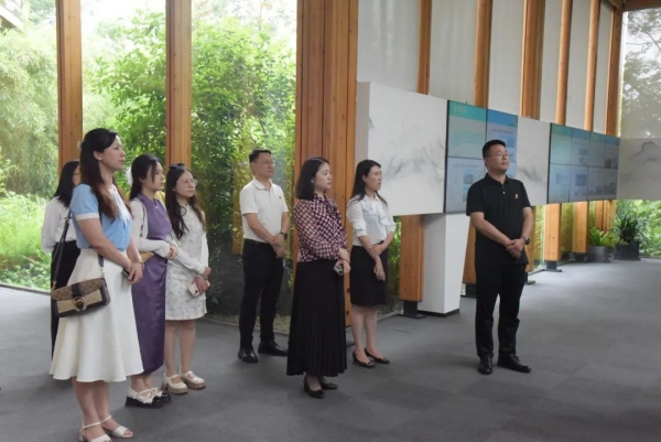 “同筑黨建根基”活動(dòng)。主辦方供圖