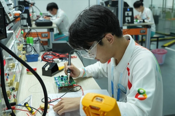 比賽現(xiàn)場。重慶工貿(mào)職業(yè)技術(shù)學(xué)院供圖