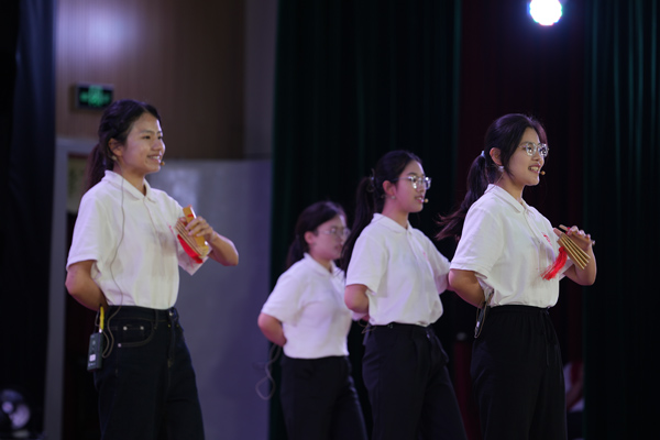 快板宣講。西南大學(xué)供圖