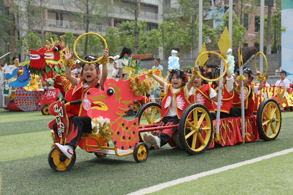 風(fēng)風(fēng)火火闖九州。付軍攝