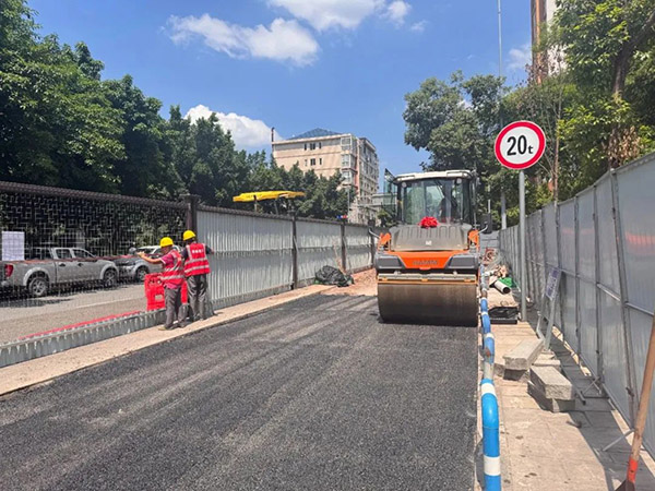 中山路街道排水管網(wǎng)更新改造工程（一期）施工現(xiàn)場。重慶市住房城鄉(xiāng)建委供圖