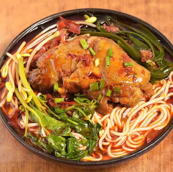 李米線泡椒蹄花米線。渝北區(qū)商務(wù)委供圖