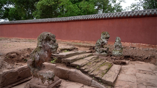 石篆山石窟寺區(qū)域考古出土文物。大足臺(tái)供圖
