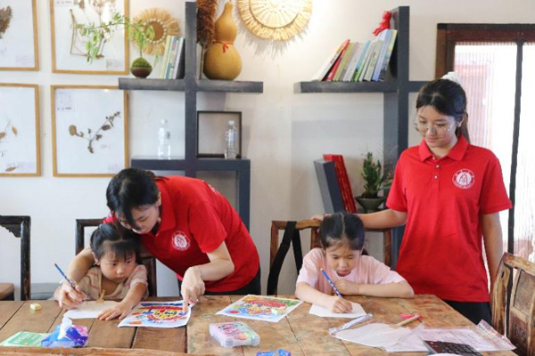 鄉(xiāng)土美育課堂。西南大學(xué)供圖