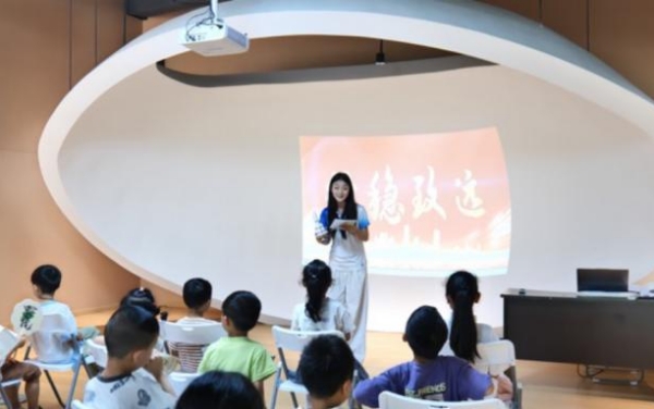 方言教學小課堂。重慶師范大學供圖