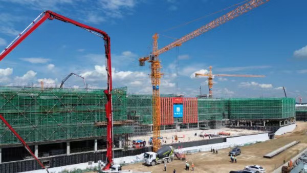 阿斯塔納輕軌車輛段項(xiàng)目主體完工。項(xiàng)目部供圖