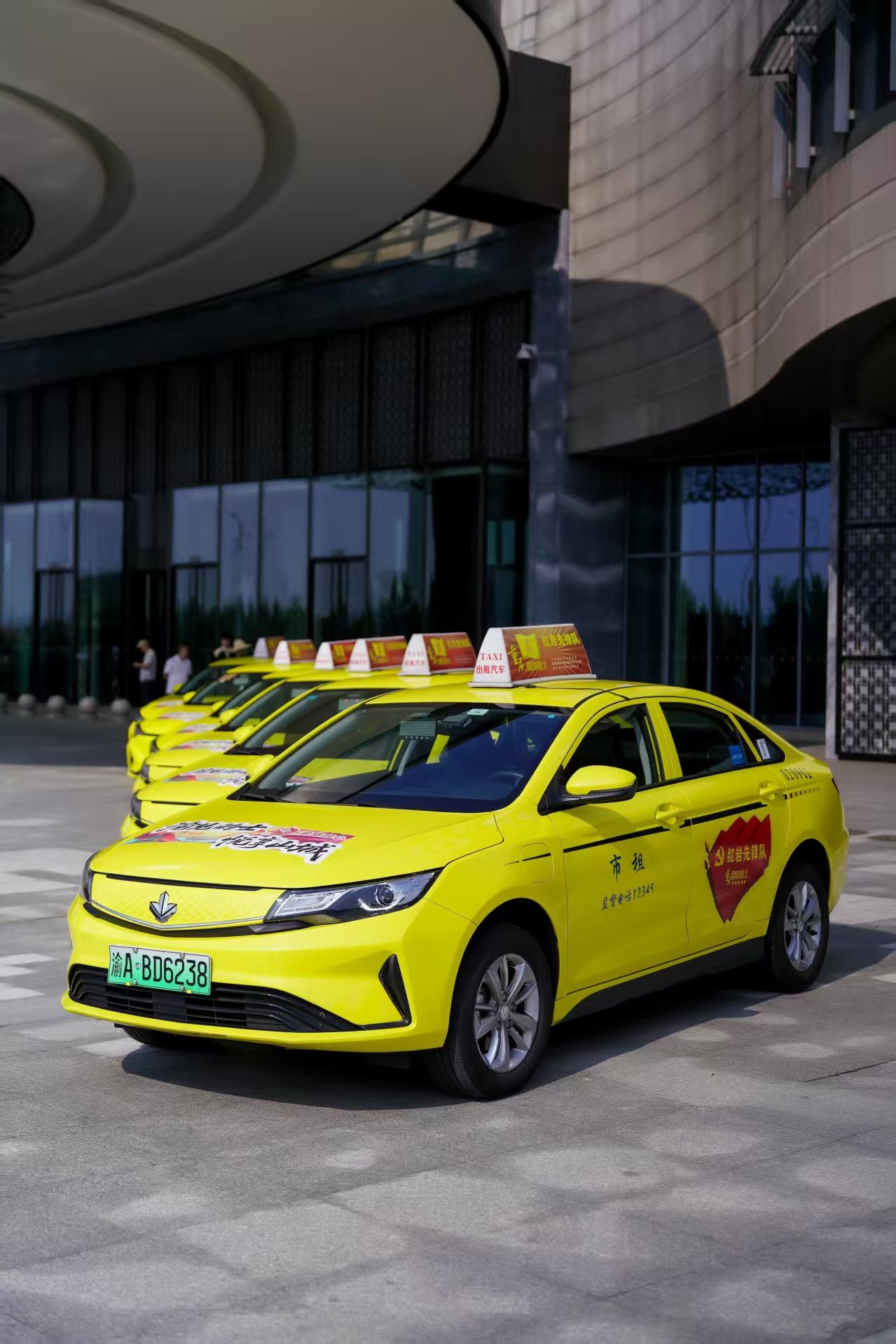 重慶啟動出租汽車駕駛員素質(zhì)提升行動。重慶市道路運(yùn)輸事務(wù)中心供圖