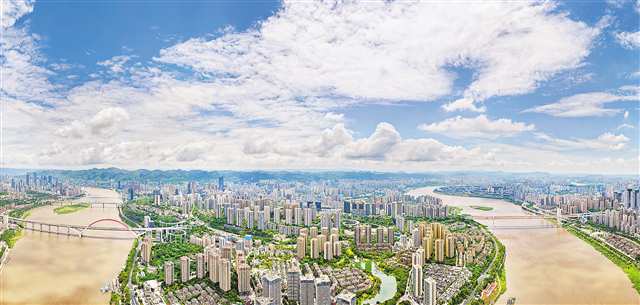 兩江四岸美如畫(huà)