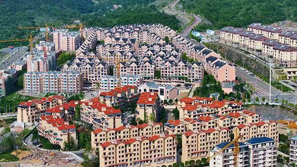 豐都縣南天湖避暑休閑地產(chǎn)。豐都縣住房城鄉(xiāng)建委供圖