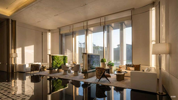 華僑城·熙宸項(xiàng)目泛會(huì)所實(shí)拍圖。重慶華僑城供圖