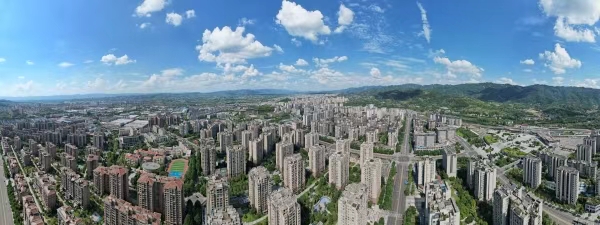 梁平城區(qū)。向成國(guó)攝