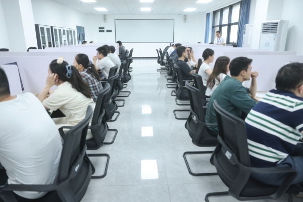 考試現(xiàn)場。重慶市司法局供圖