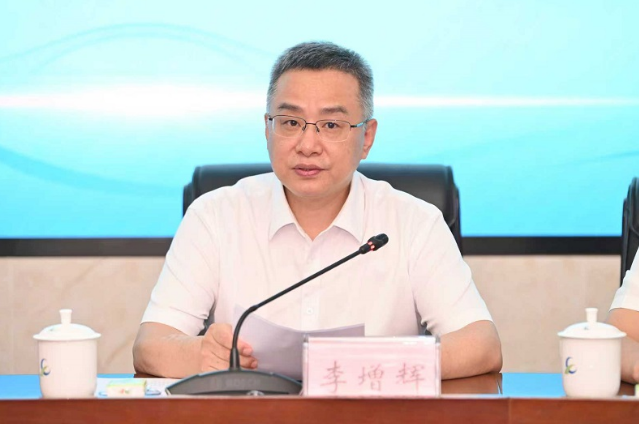 人民日?qǐng)?bào)社重慶分社社長李增輝致辭。鄒樂攝