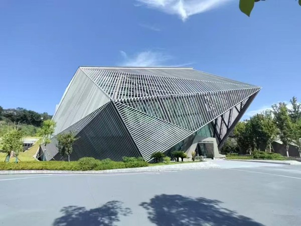 萬州三峽文化藝術(shù)中心外景。萬州區(qū)委宣傳部供圖