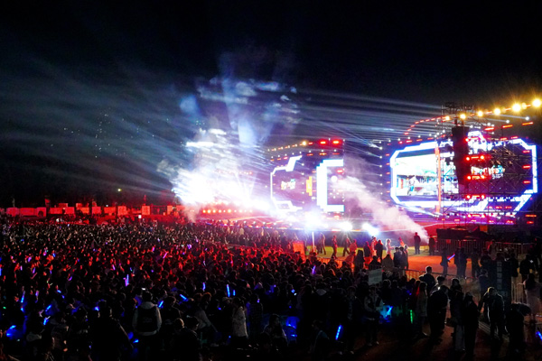 迎新晚會(huì)現(xiàn)場(chǎng)。學(xué)校供圖