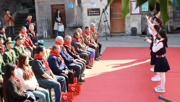 現(xiàn)場演出。巴南區(qū)融媒體中心供圖