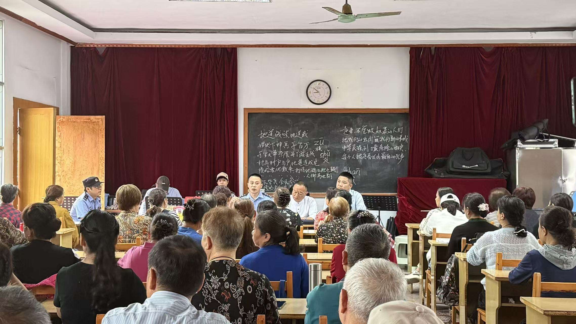 活動(dòng)現(xiàn)場(chǎng)。浦發(fā)銀行重慶分行