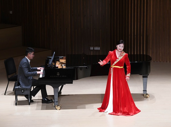 主題音樂會(huì)現(xiàn)場(chǎng)。鄒樂攝