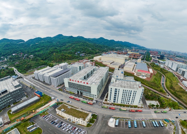 重慶小面產(chǎn)業(yè)園。鐘戈攝