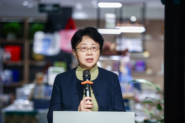 孫才新院士教育基金管委會主席吳紹琪講話。重慶大學(xué)供圖