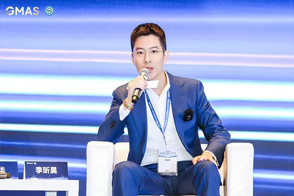 李昕昊做分享。重慶星榮整形外科醫(yī)院供圖