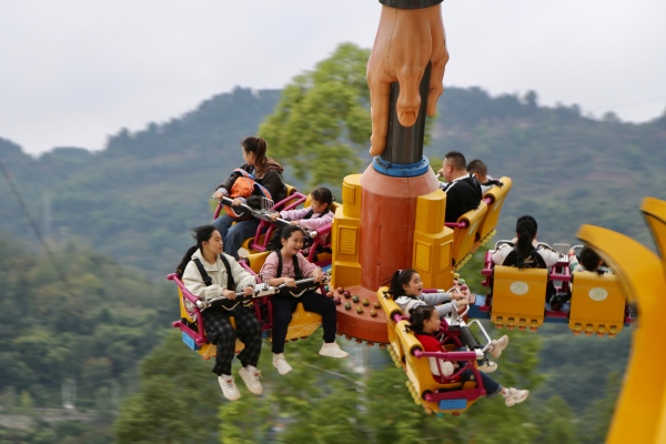 游客在景區(qū)游玩。景區(qū)供圖