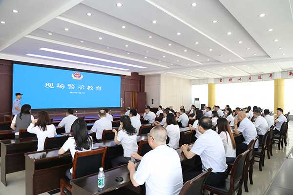 開展警示教育。廣發(fā)銀行重慶分行供圖