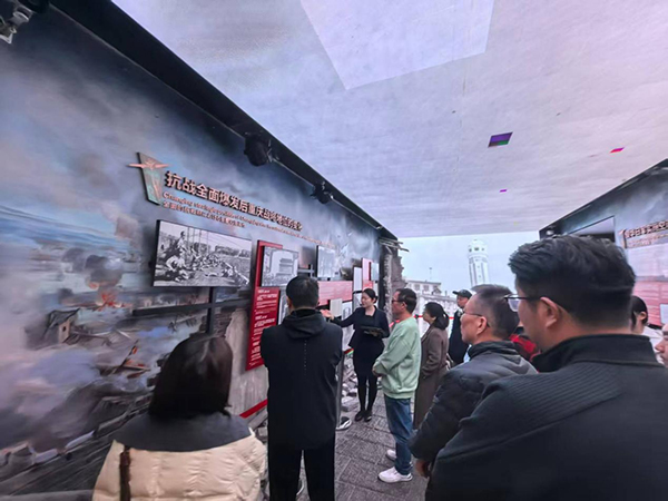 保利物業(yè)重慶公司開展第四黨支部黨建共建主題黨日活動(dòng)