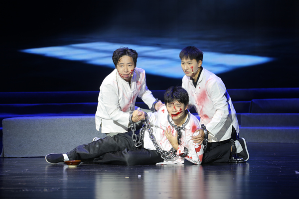 演出現(xiàn)場。唐文蕤攝